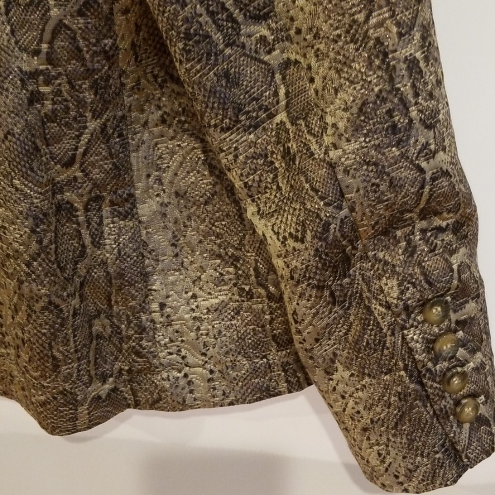 💥Chico's Animal Print Metallic Blazer - Picture 7 of 8